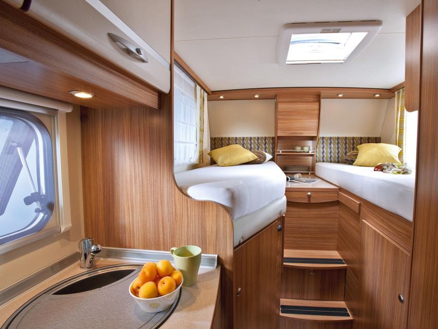 Интерьер Burstner Travel Van 2008 года  (фото 12 из 14)